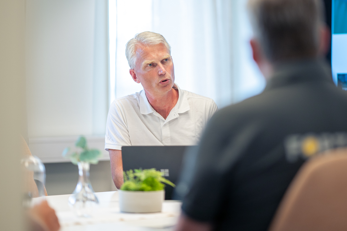 Möte där kompetensbehov analyseras och diskuteras